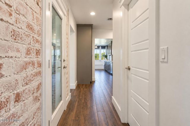 1311 W THOMAS Road, Phoenix, AZ 85013