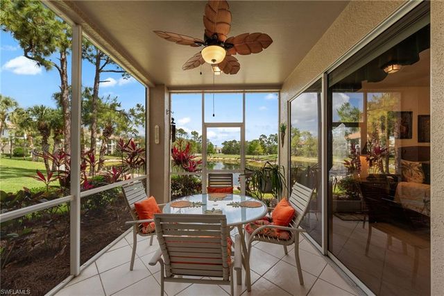 8239 Parkstone PL 102, Naples, FL 34120