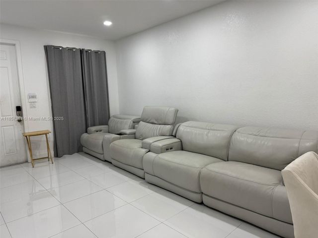 23251 SW 113th Ct, Homestead, FL 33032