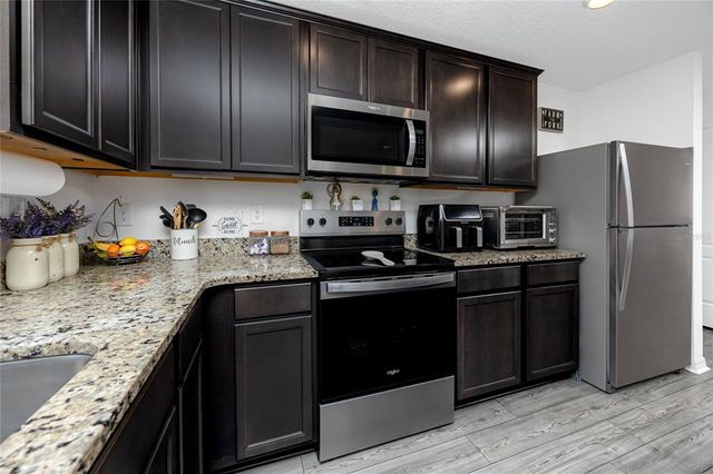 5424 COMPANION LANE, Tampa, FL 33619