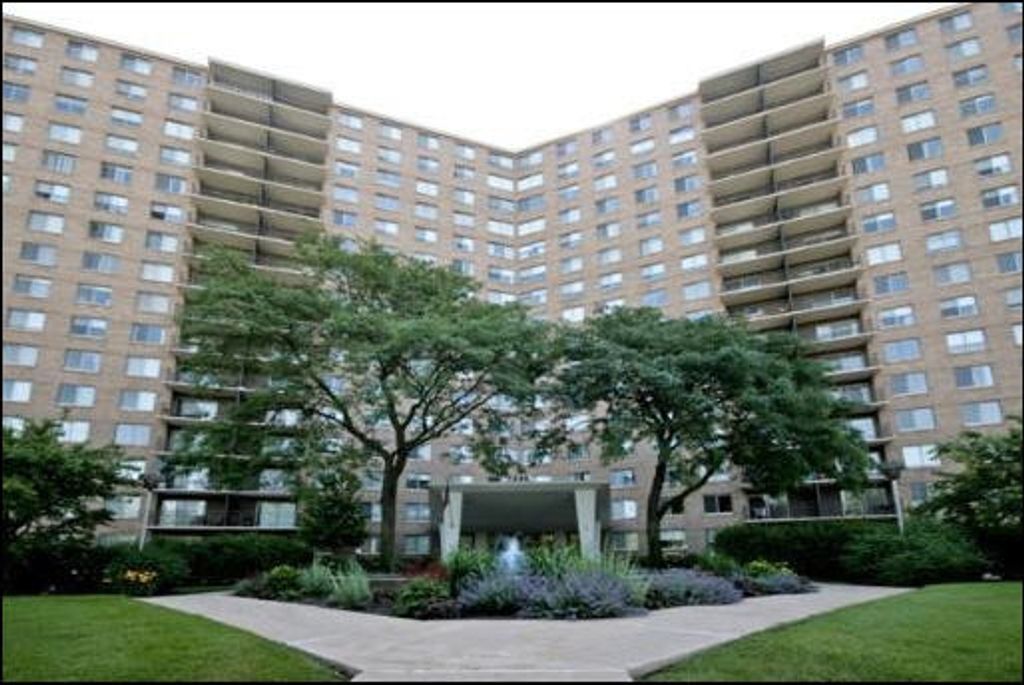 7033 N KEDZIE Avenue 1615, Chicago, IL 60645