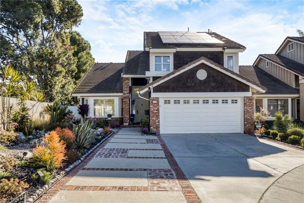 Image 1 of property listing at 36 Bloomdale, Irvine, CA 92614