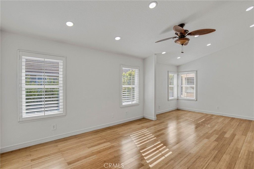 Image 17 of property listing at 36 Bloomdale, Irvine, CA 92614