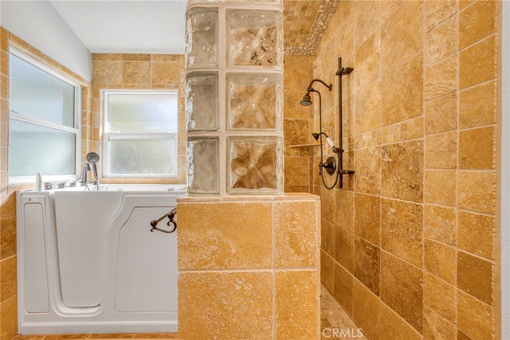 Image 20 of property listing at 36 Bloomdale, Irvine, CA 92614