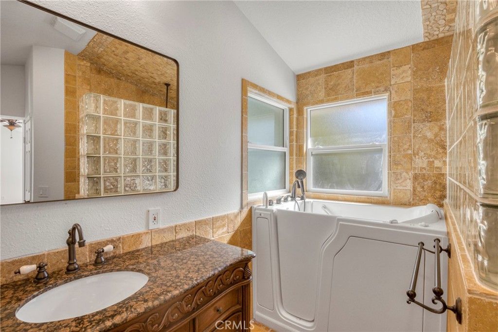 Image 21 of property listing at 36 Bloomdale, Irvine, CA 92614