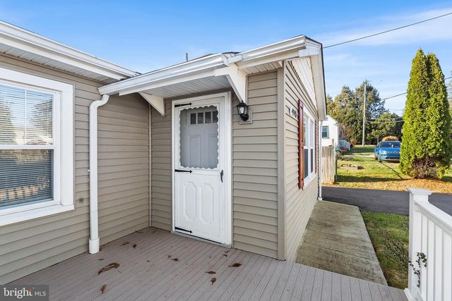 4948 GREENWOOD ST, Brookhaven, PA 19015