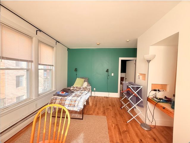 278 Harvard St 8, Cambridge, MA 02139
