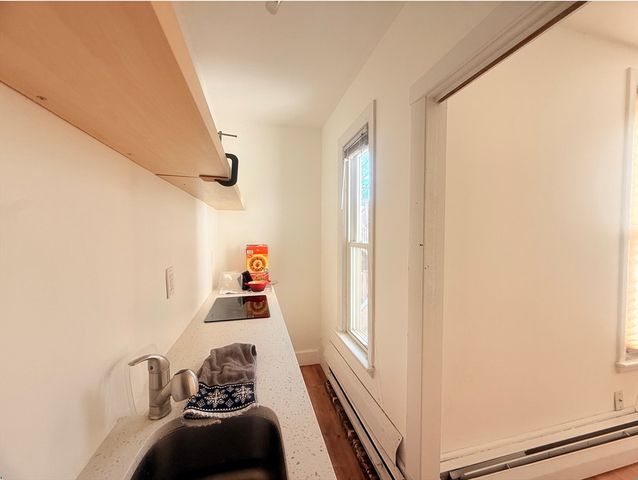 278 Harvard St 8, Cambridge, MA 02139