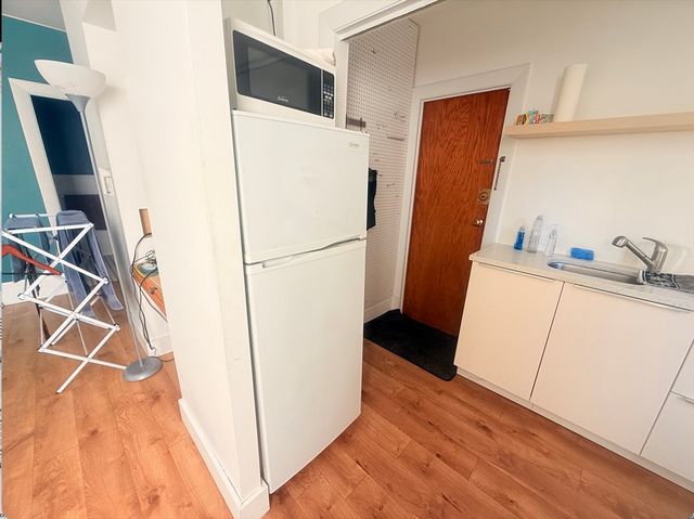 278 Harvard St 8, Cambridge, MA 02139