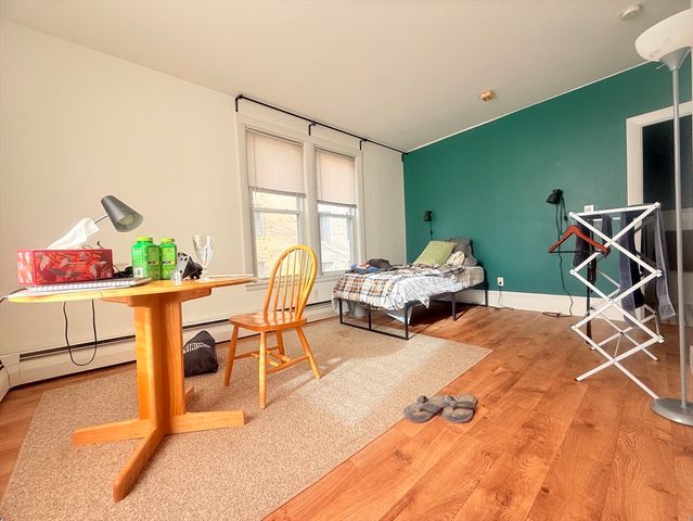 278 Harvard St 8, Cambridge, MA 02139