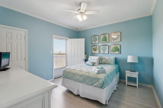 22322 Vista Del Mar, Galveston, TX 77554