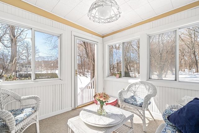 54 Montaup Ave, Dracut, MA 01826