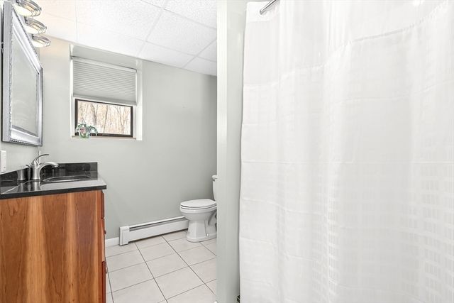 54 Montaup Ave, Dracut, MA 01826