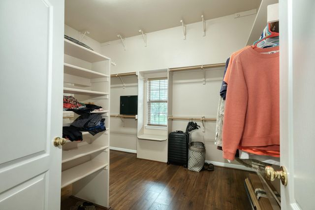 430 Indian Hill Trl, Kyle, TX 78640