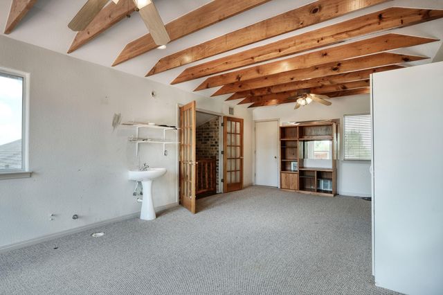 430 Indian Hill Trl, Kyle, TX 78640