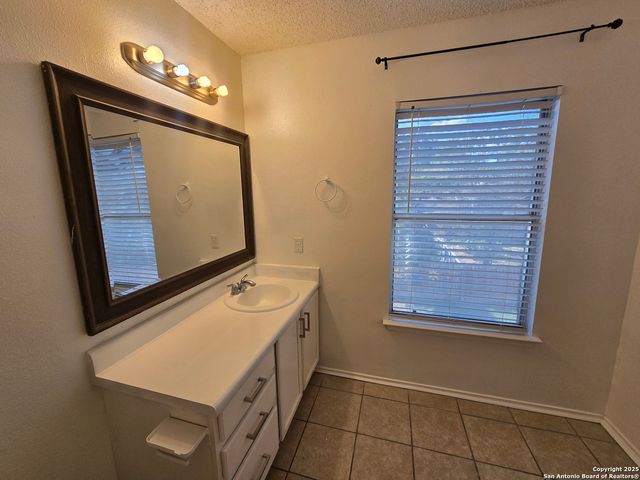 13914 Villa Camino, San Antonio, TX 78233