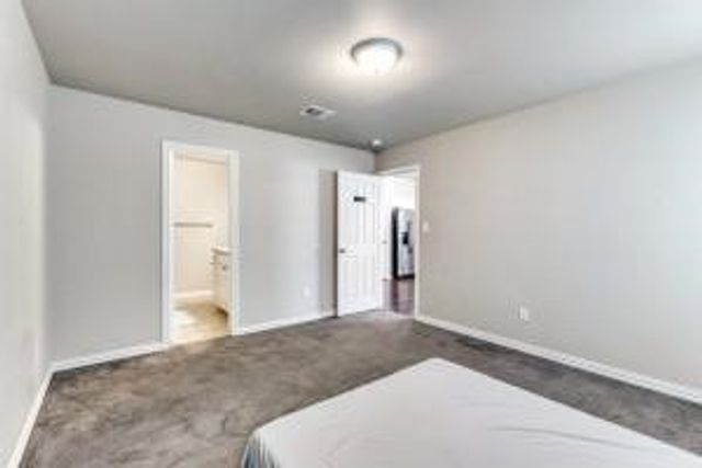 2719 Avenue J, Fort Worth, TX 76105