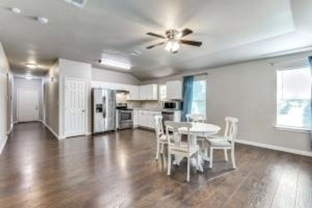 2719 Avenue J, Fort Worth, TX 76105