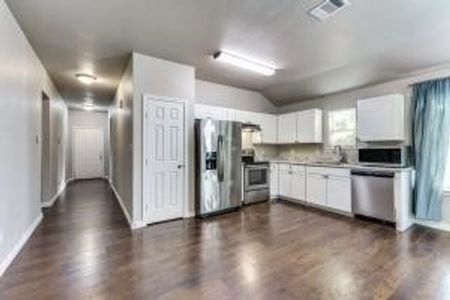 2719 Avenue J, Fort Worth, TX 76105