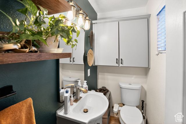 24 COTTONWOOD LN, Hurricane, UT 84737