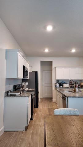 8599 SPORTSMAN LOOP, Groveland, FL 34736