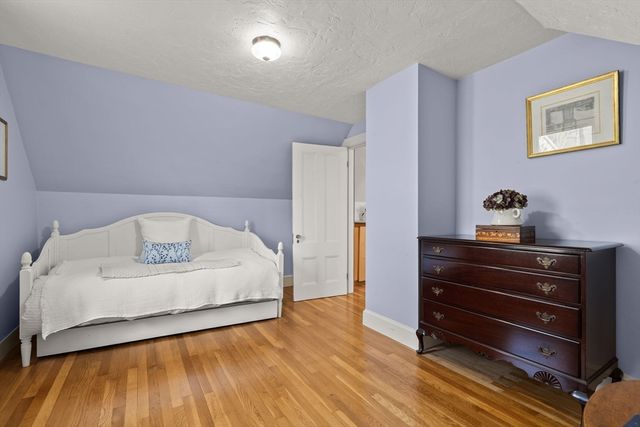 14 Aerial St, Arlington, MA 02474