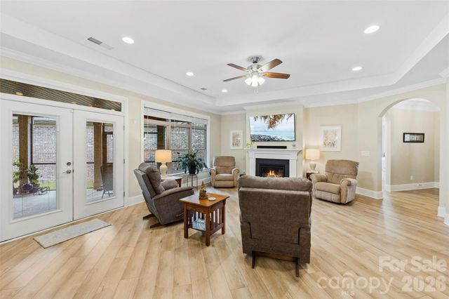 314 Lifestyle Court, Gastonia, NC 28056