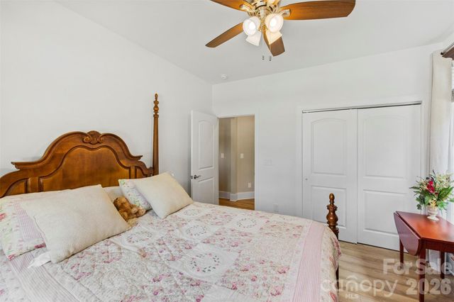 314 Lifestyle Court, Gastonia, NC 28056
