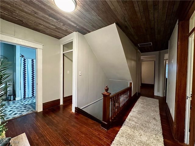 209 Oakwood Avenue, Marietta, OH 45750