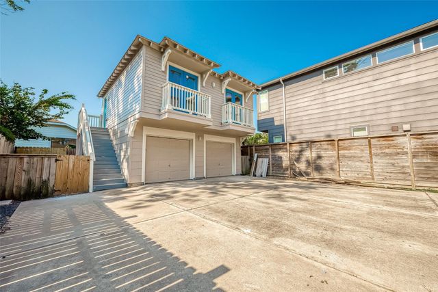 1110 E 24th Street B, Houston, TX 77009