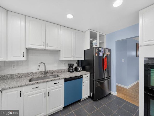 10127 LOMOND DR, Manassas, VA 20109