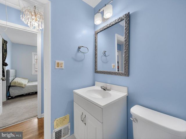 10127 LOMOND DR, Manassas, VA 20109