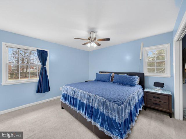 10127 LOMOND DR, Manassas, VA 20109