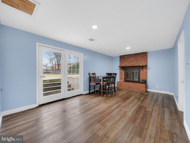 10127 LOMOND DR, Manassas, VA 20109