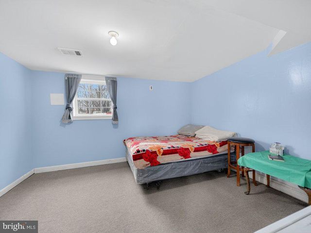 10127 LOMOND DR, Manassas, VA 20109