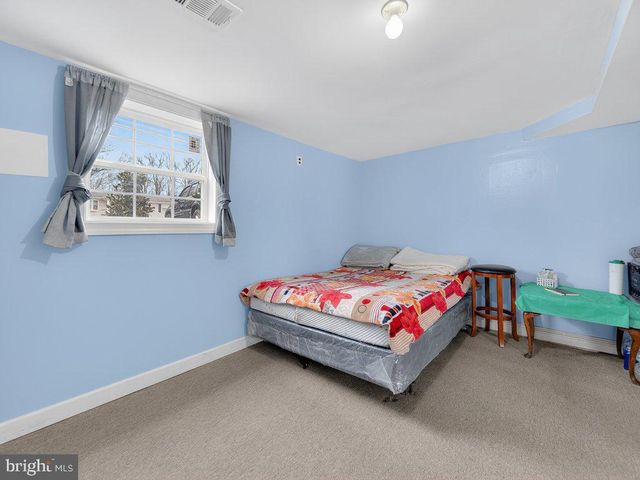 10127 LOMOND DR, Manassas, VA 20109