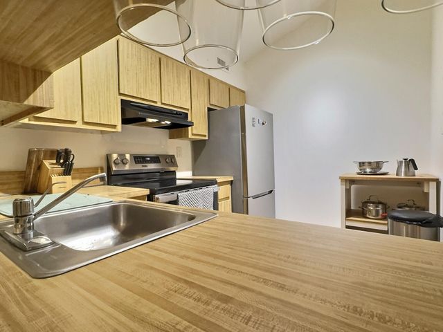 3017 N Oakland Forest Drive 308, Oakland Park, FL 33309