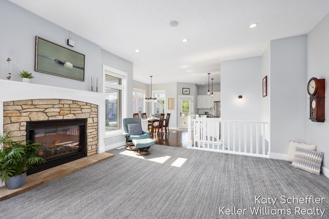 11320 Long Lake Drive Nw, Sparta Twp, MI 49345