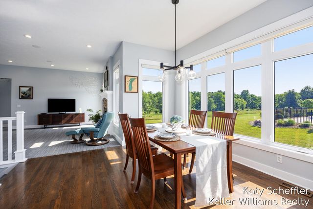 11320 Long Lake Drive Nw, Sparta Twp, MI 49345