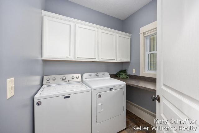 11320 Long Lake Drive Nw, Sparta Twp, MI 49345