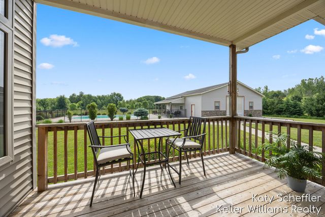 11320 Long Lake Drive Nw, Sparta Twp, MI 49345