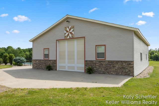 11320 Long Lake Drive Nw, Sparta Twp, MI 49345