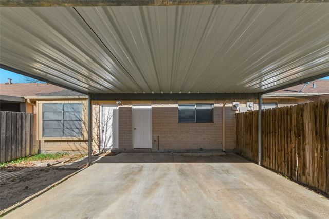 80 E Mountain Creek Drive 19, Grand Prairie, TX 75052