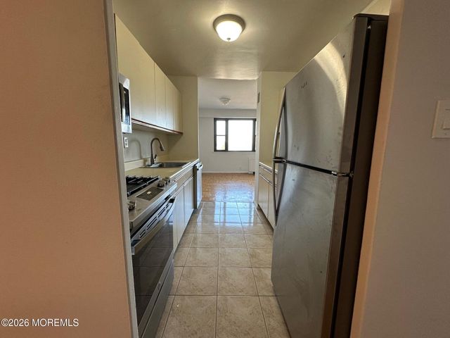 10 Ocean Boulevard 4A, Atlantic Highlands, NJ 07716