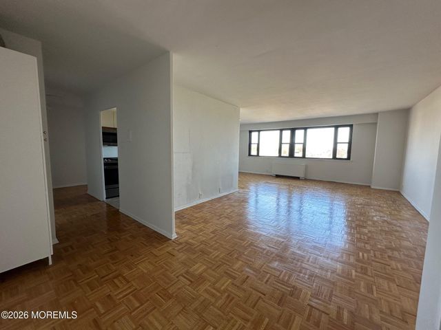 10 Ocean Boulevard 4A, Atlantic Highlands, NJ 07716
