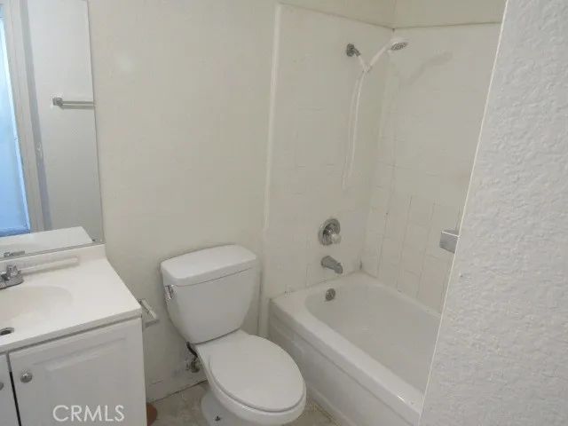 44583 La Paz Road, Temecula, CA 92592