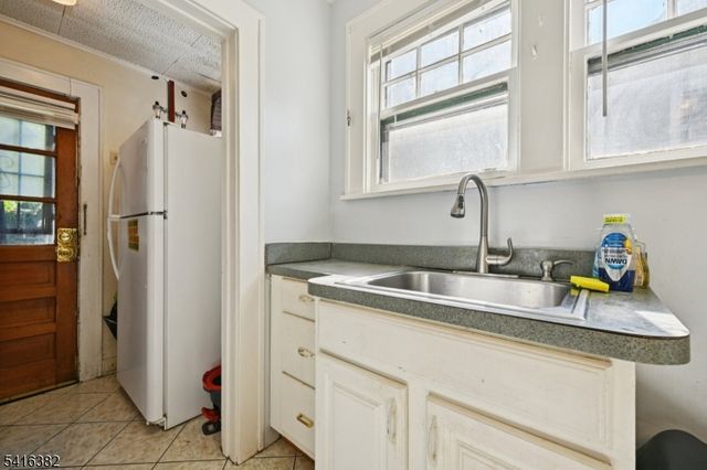 1364 George St, Plainfield City, NJ 07062