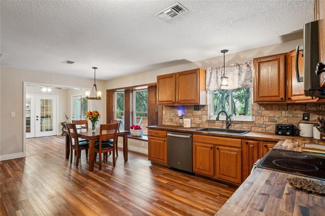 11185 CLEEVER STREET, Weeki Wachee, FL 34614