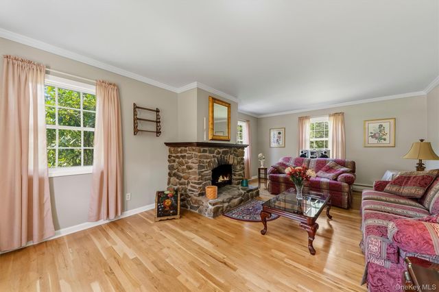 15 Cindy Lane, Highland Mills, NY 10930