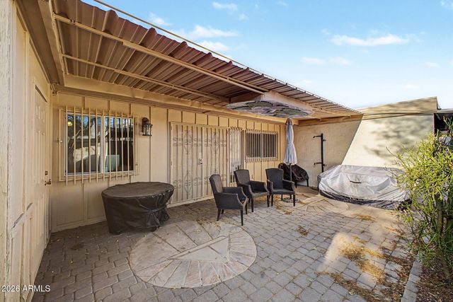 1735 W CLAREMONT Street, Phoenix, AZ 85015